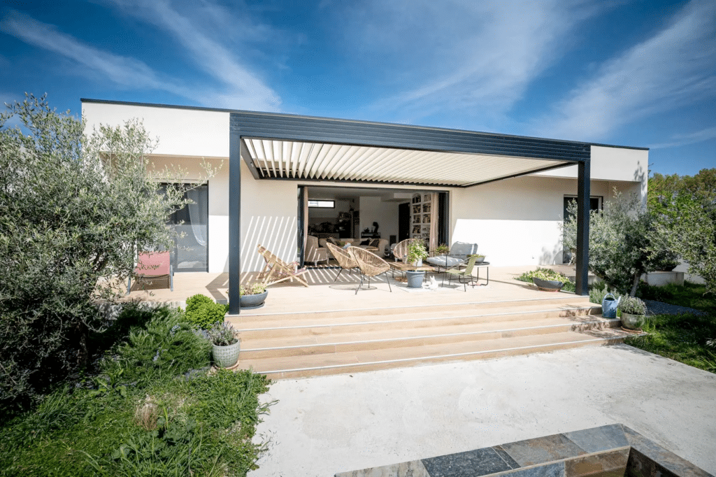 pergola bioclimatique aluminium gris anthracite